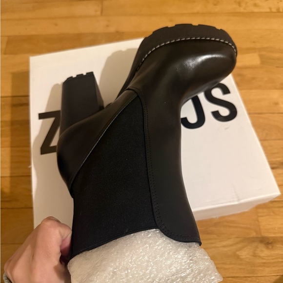 NEW IN BOX NIB NWT SCHUTZ LEATHET PLATFORM BOOTS - Picture 6 of 10